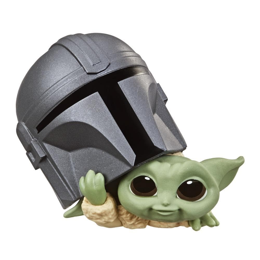 Star Wars The Bounty Collection - Serie 3 - Figuras The Child - Pose de mirando dentro del casco