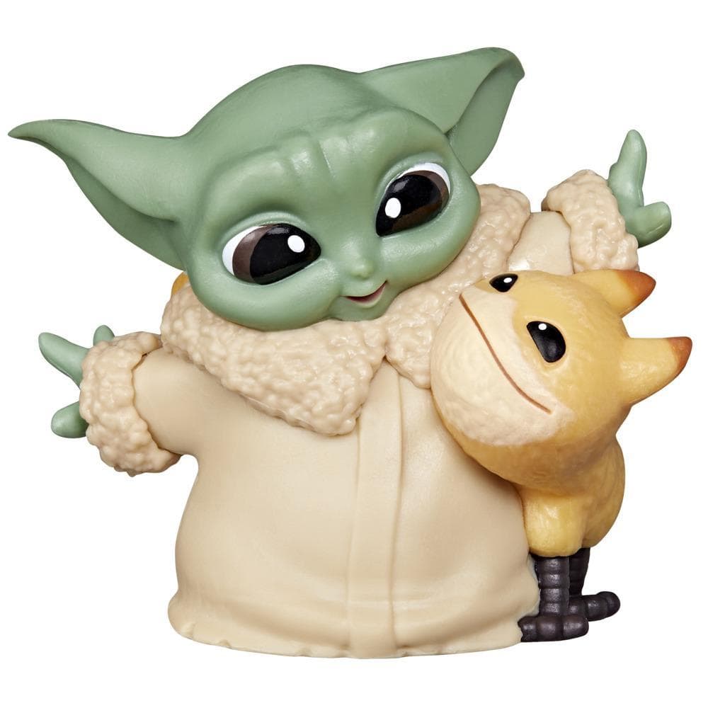 Star Wars The Bounty Collection Series 5, 2.25" Grogu Figure, Loth-Cat Cuddles Pose, Toy for Kids Ages 4 and Up