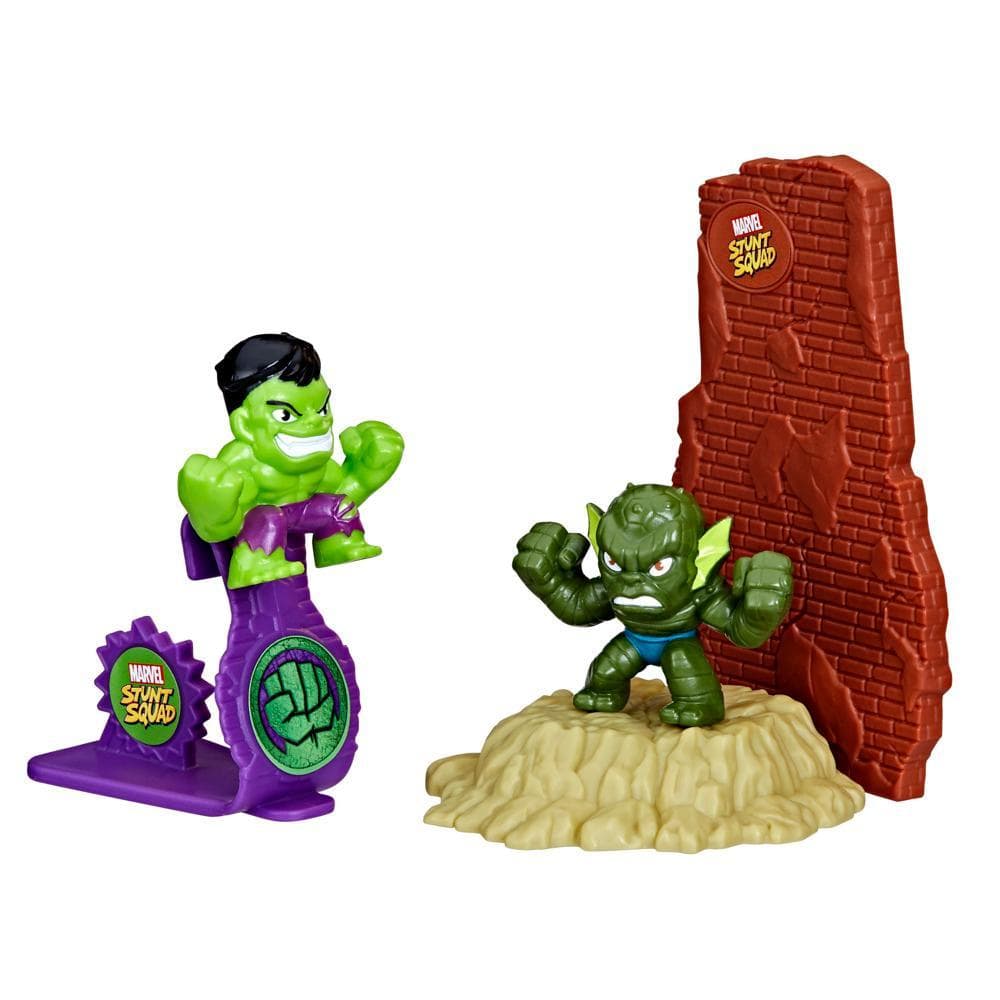 Marvel Stunt Squad Hulk vs. Abomination Playset with Action Figures (1.5”)
